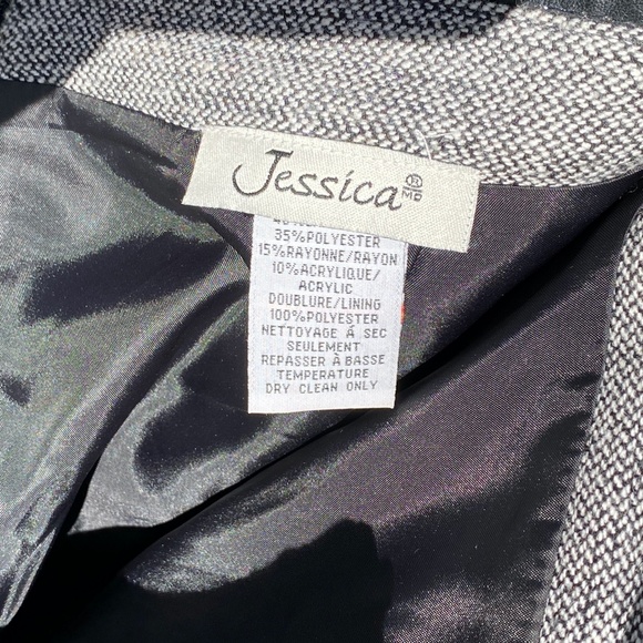 🌟LAST CHANCE 🌟 Black and Grey Lined Wool Blend Skirt - Picture 4 of 5